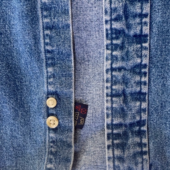Tommy Jeans Button Down, Collared Jean Shirt. Great condition. Vintage. - Picture 5 of 6